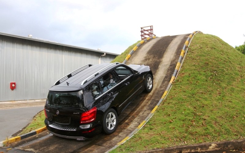 Cách đề pa lên dốc vừa chuẩn lại không lo chết máy