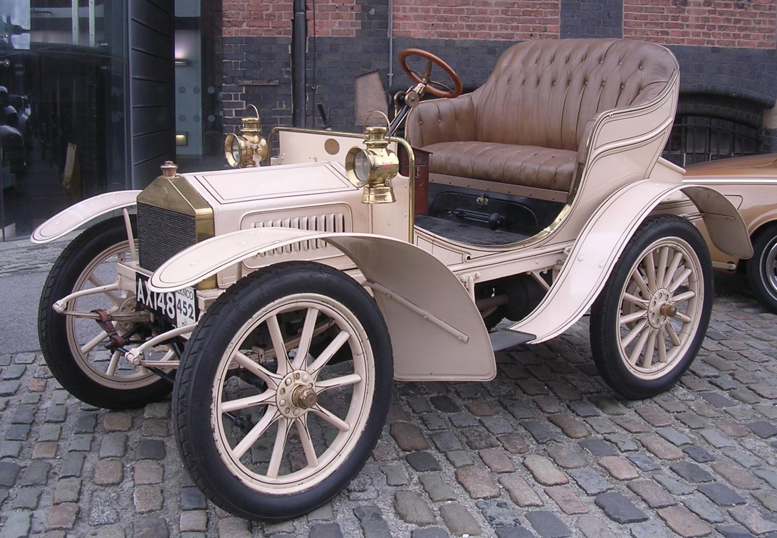 Chiếc Royce 10 HP - xe đầu tiên của Rolls-Royce