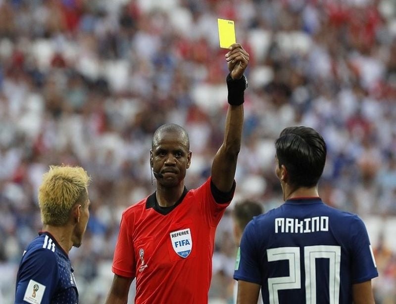 Luật Phép Lợi Thế Trong Bóng Đá: Hiểu Đúng Để Xem Đúng