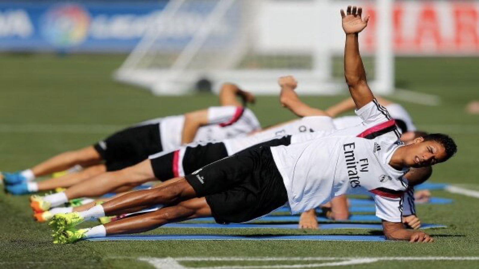 Cách cải thiện chỉ số STA trong bóng đá