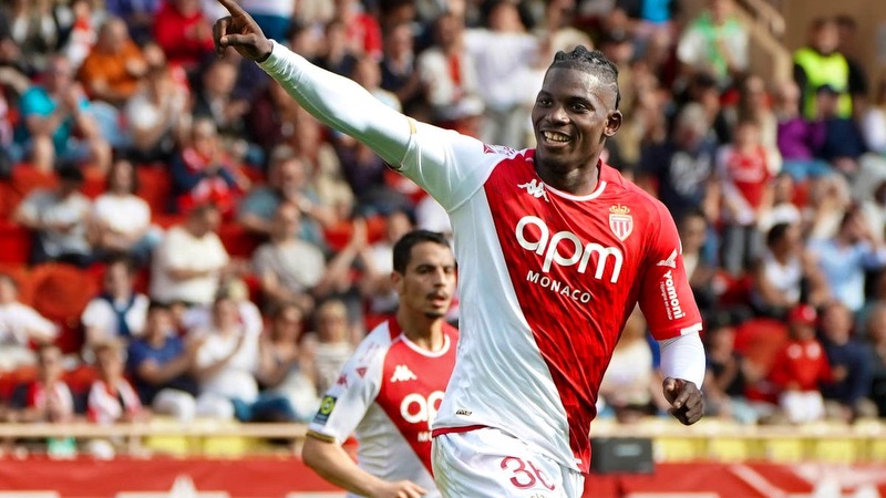 Kỹ thuật và lối chơi của Breel Embolo