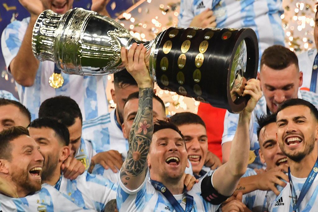 Các cầu thủ tranh tài nảy lửa tại giải đấu Copa America